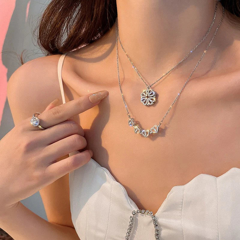 Collier en Trèfle - Coeurs Aimantés Plaqués Or