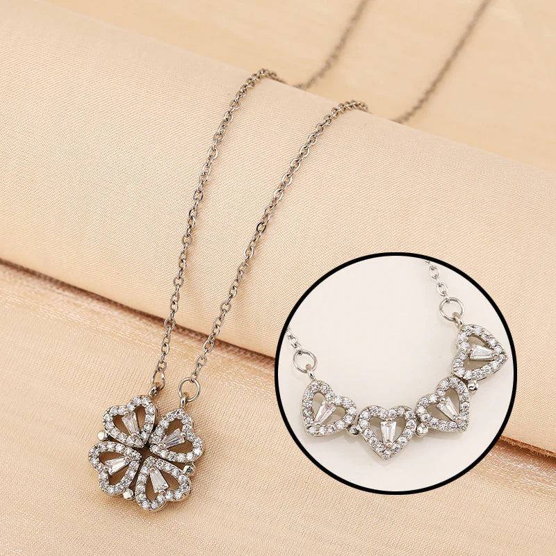 Collier en Trèfle - Coeurs Aimantés Plaqués Or